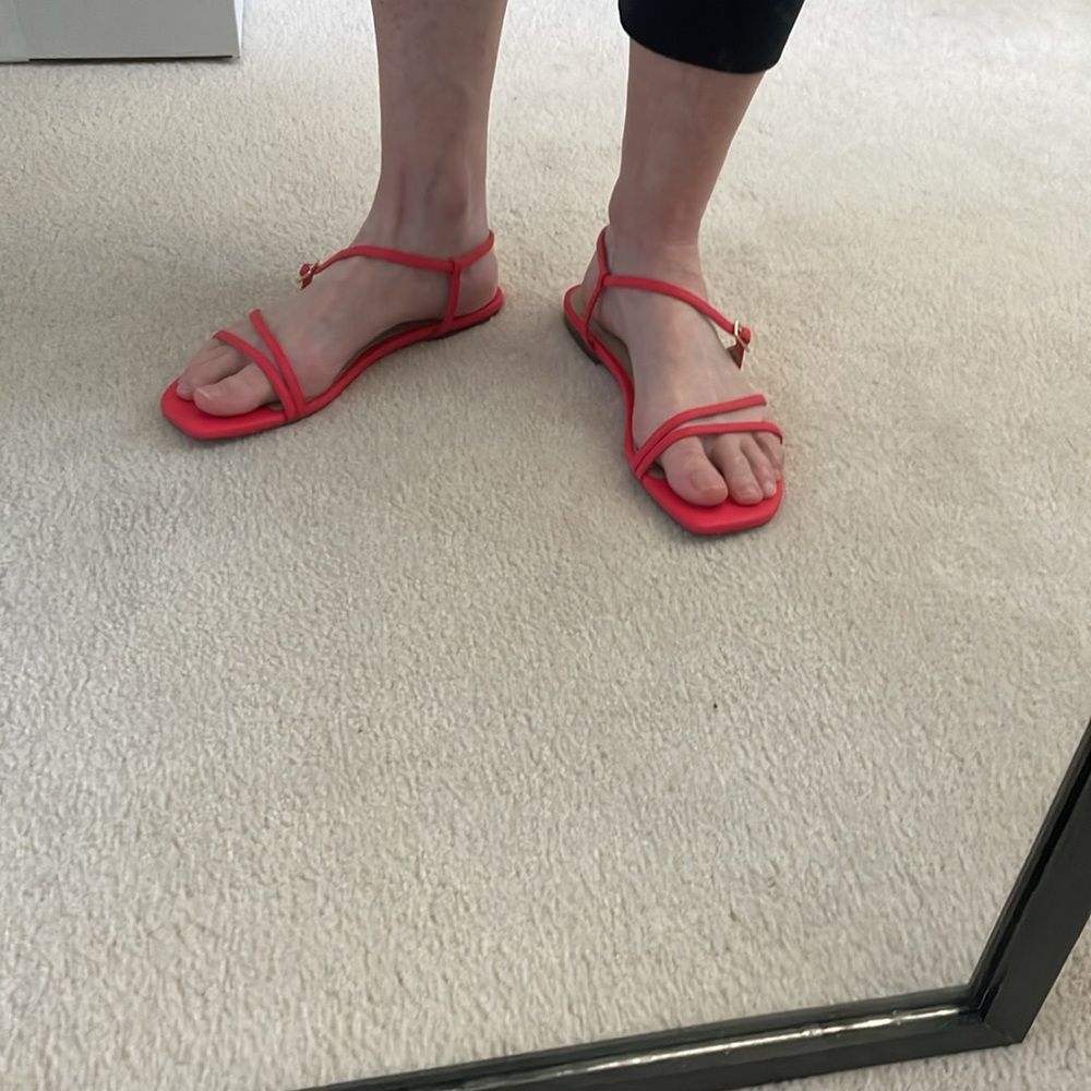 Ann Taylor real leather strappy  sandals - Picture 10 of 10
